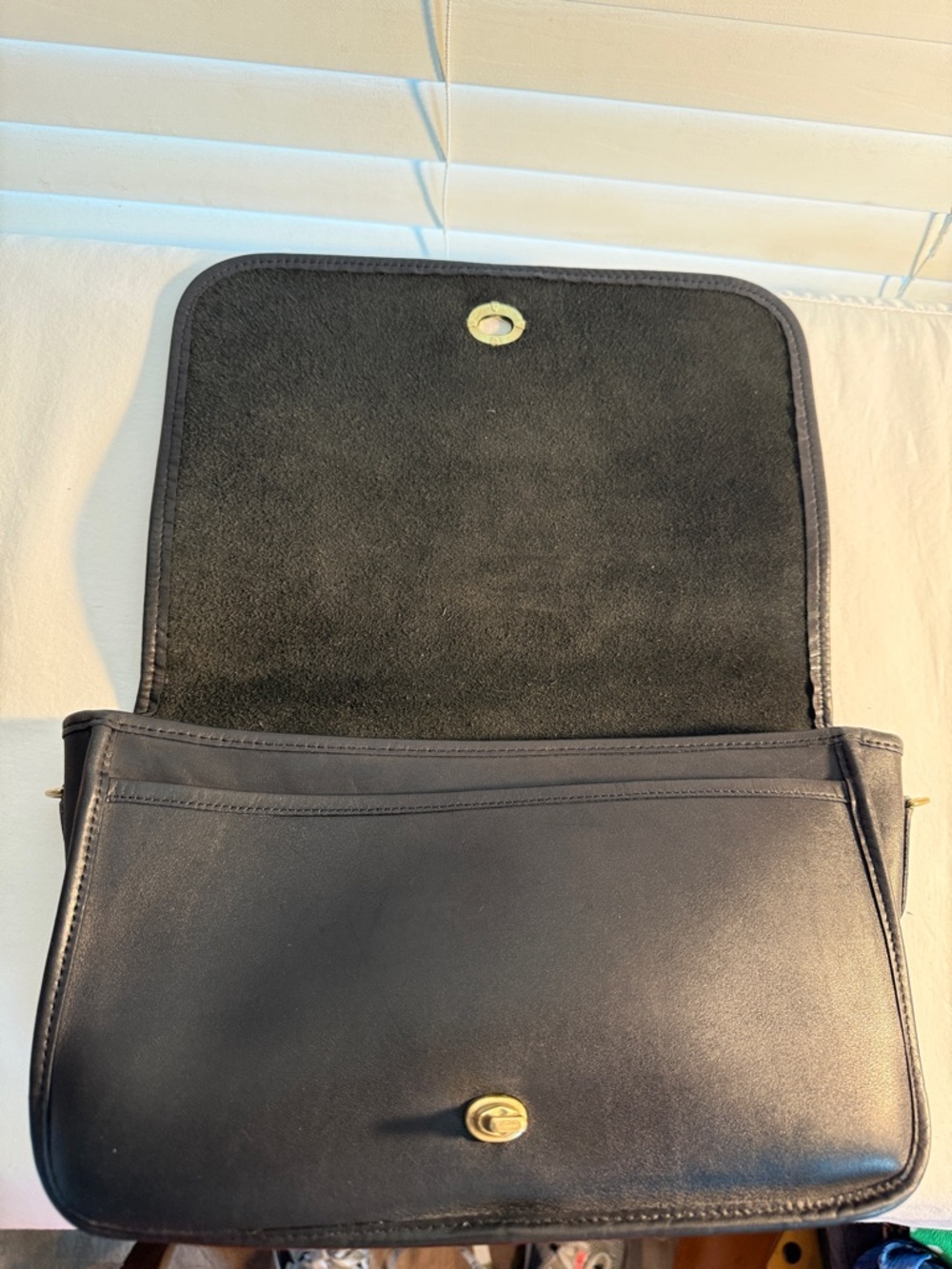 Vintage Coach Convertible Clutch 9635 - Picture 7 of 9